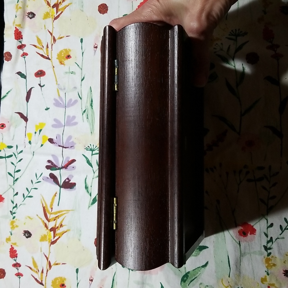 Embroidered Style Jewelry Box: CMPR2 - Picture 10 of 13